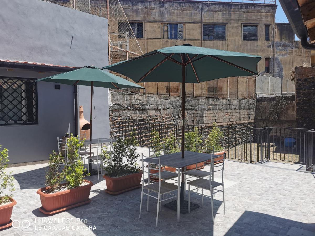 Апартаменты Il Giardino In Centro Катания Экстерьер фото